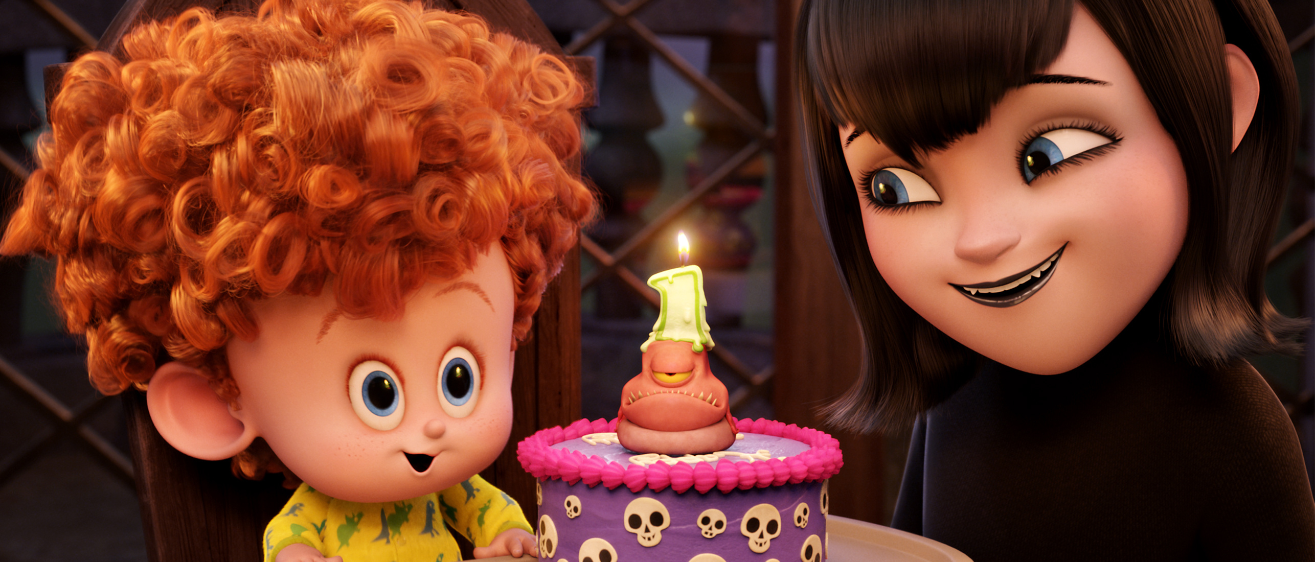 HOTEL TRANSYLVANIA 2 hero banner